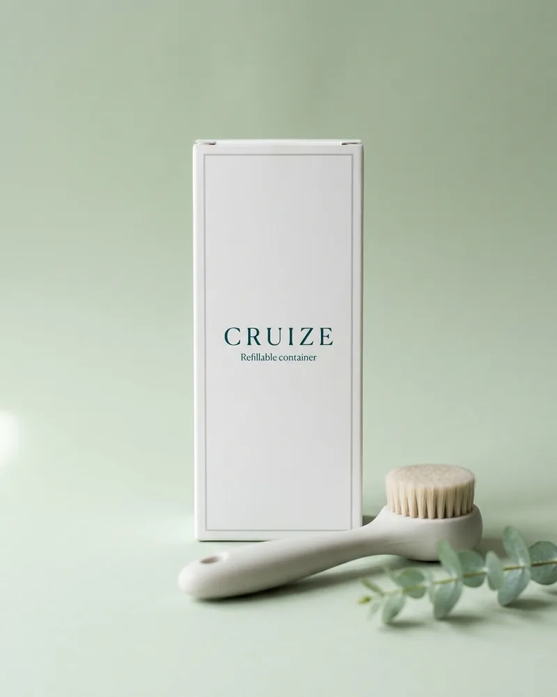 Illustrative pack for Cabin Bottles 100ml, with a CRUIZE label. Not the real product or its packaging.