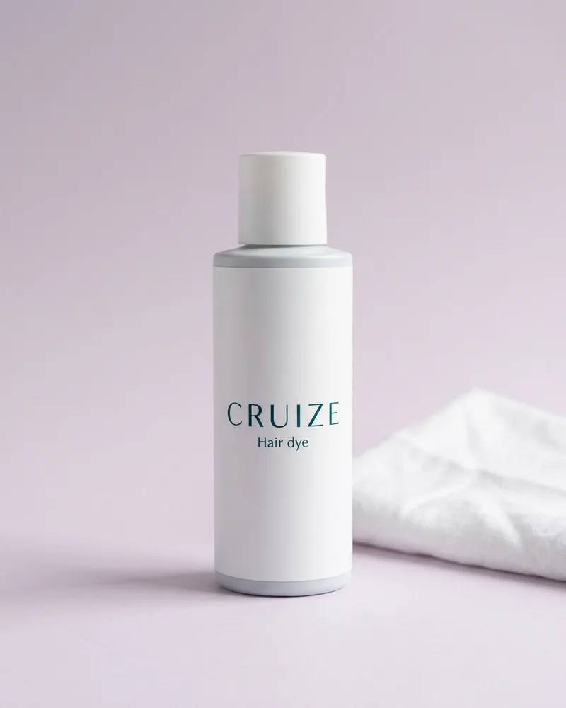 Illustrative pack for Nice'n Easy Natural Looking Permanent Hair Colour, with a CRUIZE label. Not the real product or its packaging.