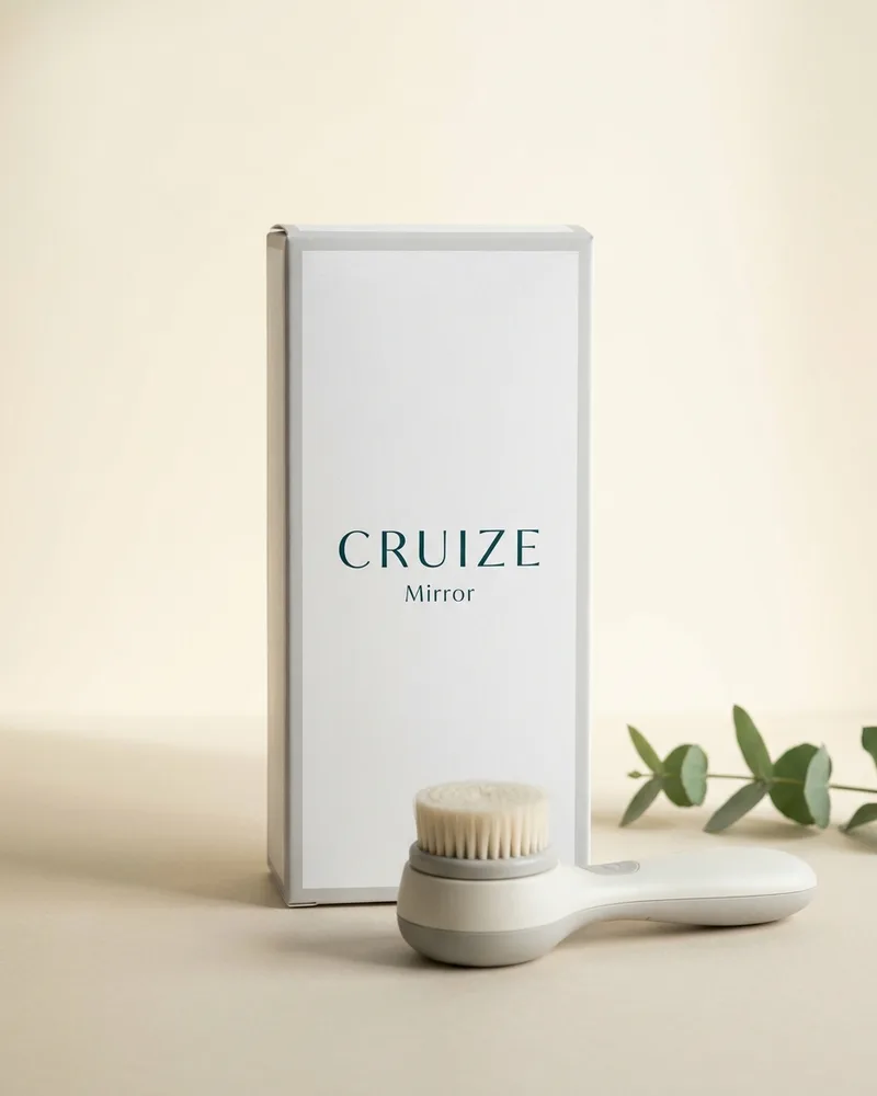Illustrative pack for Tranquil Standing Mirror 350 x 140 x 195mm, with a CRUIZE label. Not the real product or its packaging.