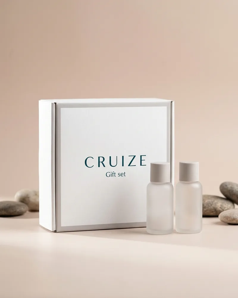 Illustrative pack for Red Door Eau de Toilette Combi Set, with a CRUIZE label. Not the real product or its packaging.