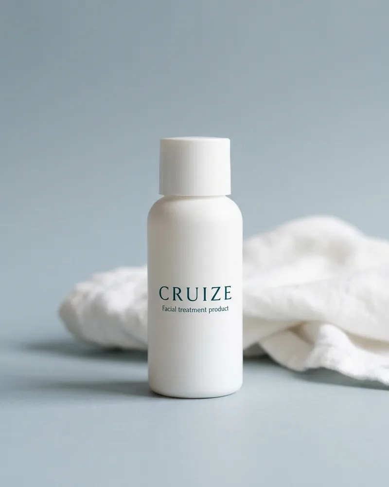Illustrative pack for Skincare Oil Natural, with a CRUIZE label. Not the real product or its packaging.