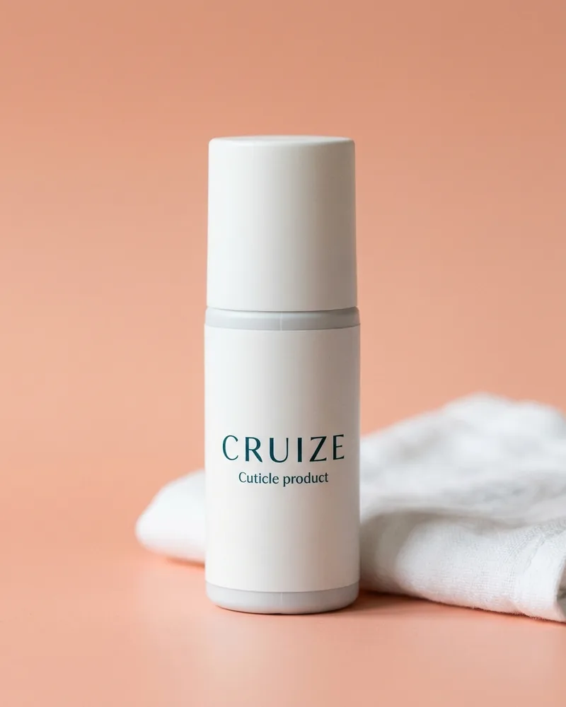 Illustrative pack for Nature Strong Skincare Glow Up Nail & Cuticle Oil, with a CRUIZE label. Not the real product or its packaging.